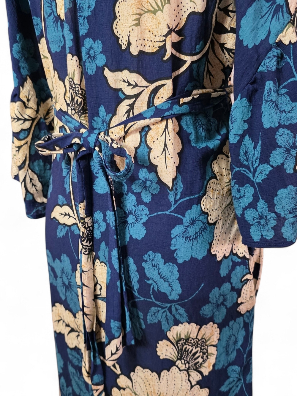 Sofia by sofia vergara Blue and Cream Floral Maxi Dress - Picture 3 of 10